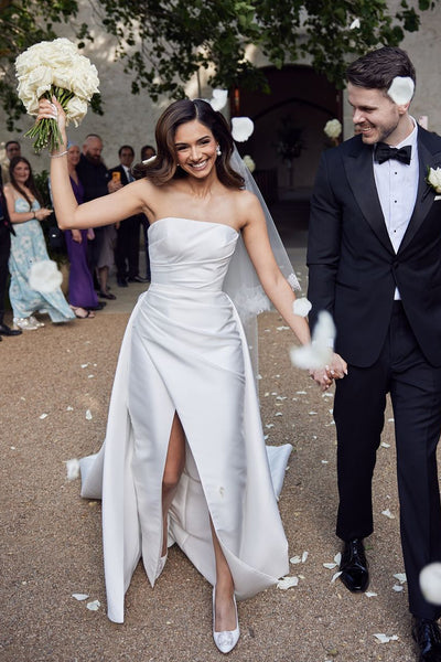 Elegant Mermaid Strapless White Pleat Satin Bridal Dresses with Slit