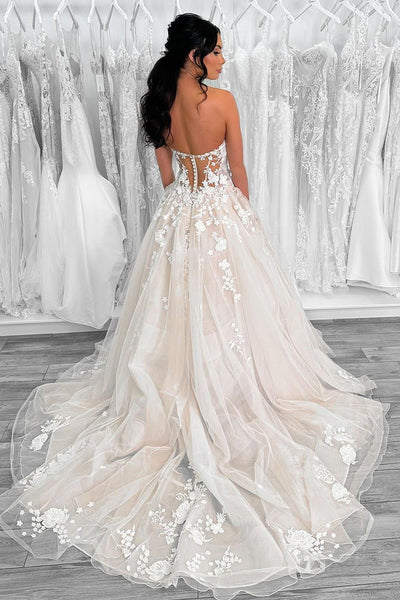 Elegant A-Line Strapless Tulle Lace Wedding Dresses AB4041401