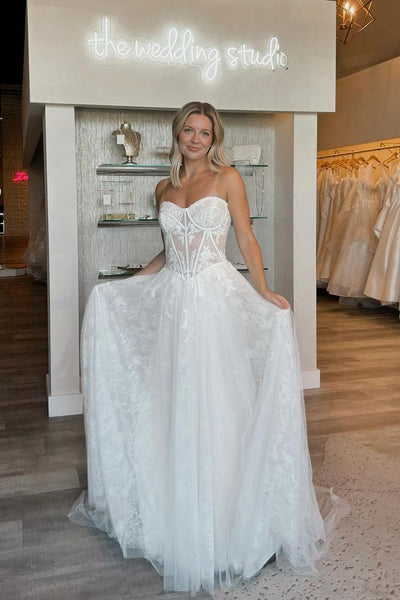 Boho A-Line Strapless Tulle Lace Wedding Dresses with Train AB4051703