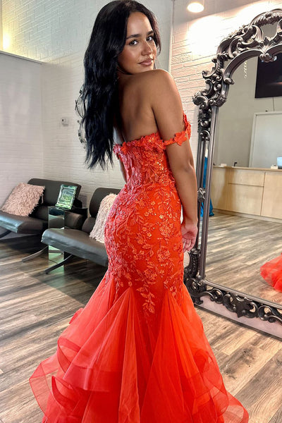 Charming Mermaid Off the Shoulder Orange Lace Long Prom Dresses with Appliques