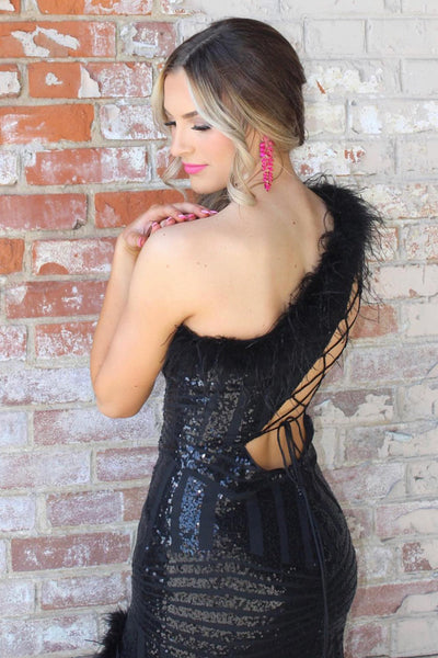 Charming Mermaid Black One Shoulder Black Sequins Prom Dress with Feather