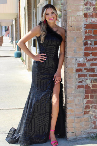 Charming Mermaid Black One Shoulder Black Sequins Prom Dress with Feather